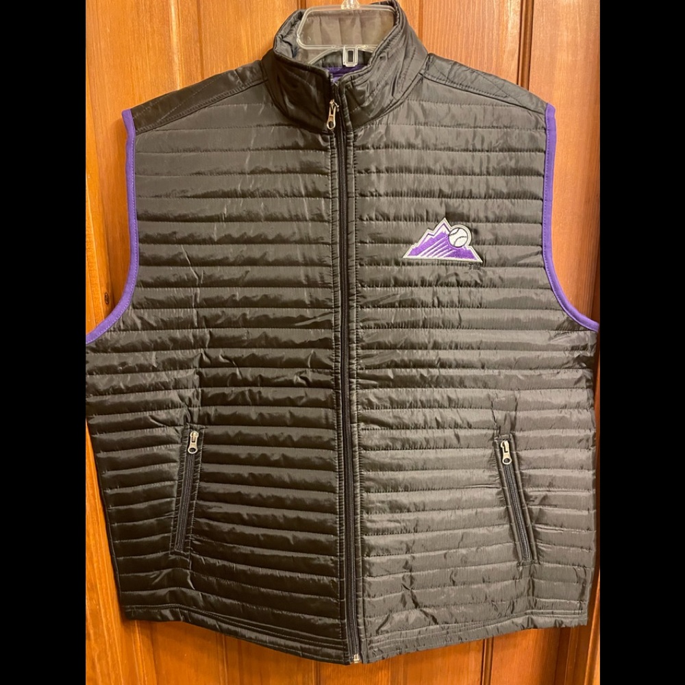 Colorado Rockies light weight puffer vest. NWOT. Sz. XL. Black/purple.
